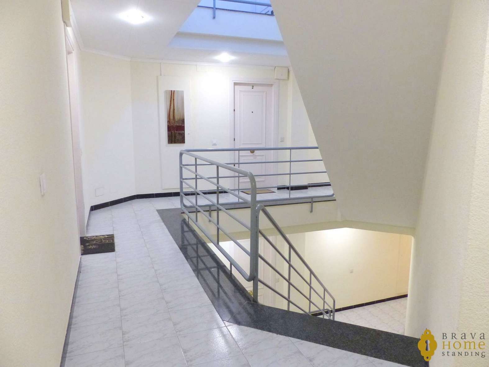 Luminoso apartamento renovado en venta en Empuriabrava