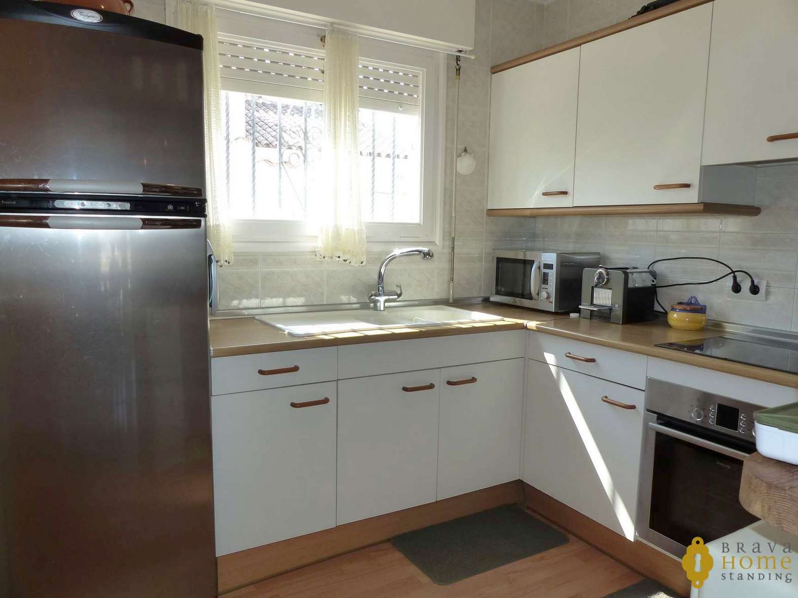 Bonica casa amb amarratge en venda a Empuriabrava
