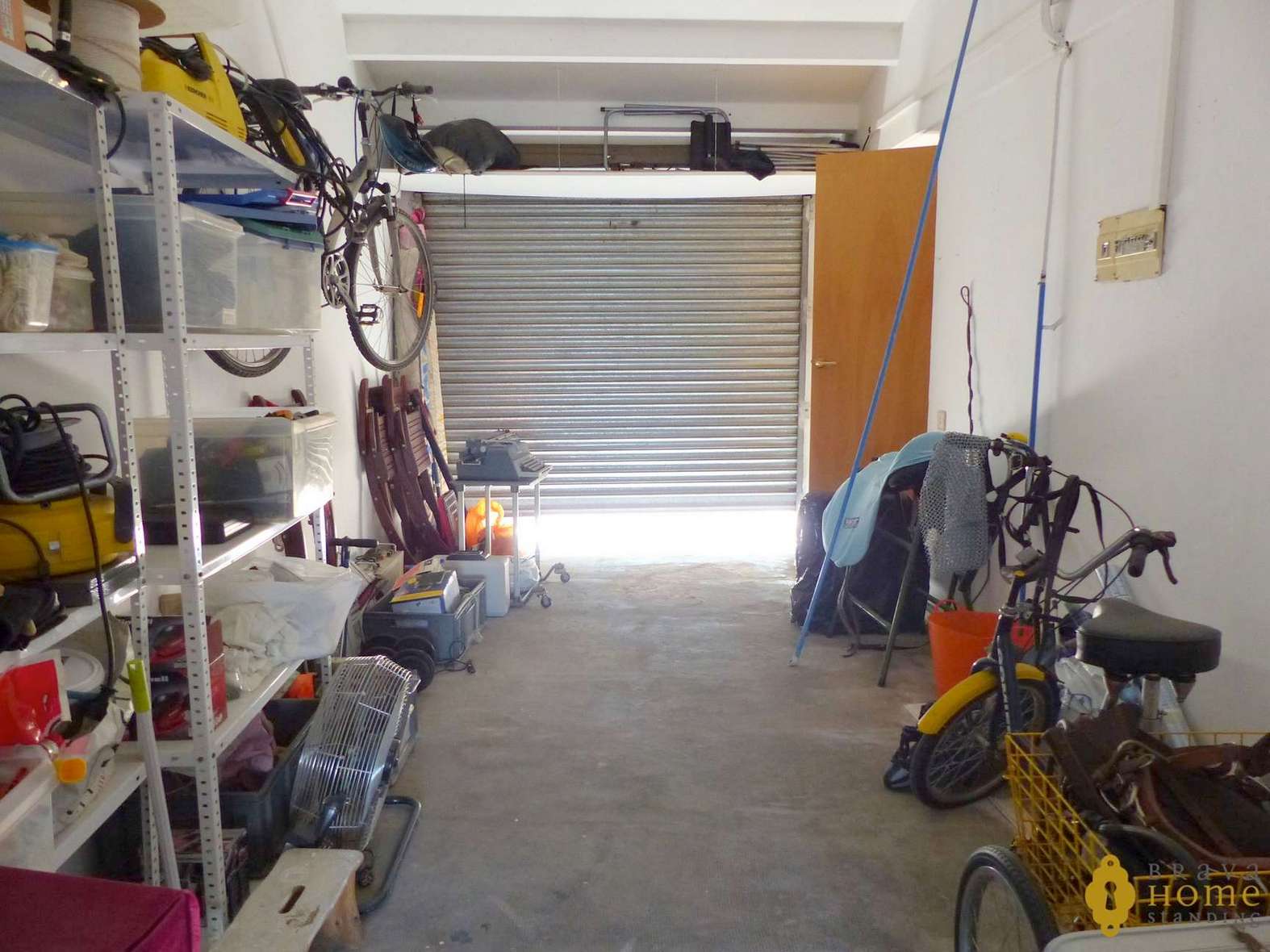 Bonica casa amb amarratge en venda a Empuriabrava