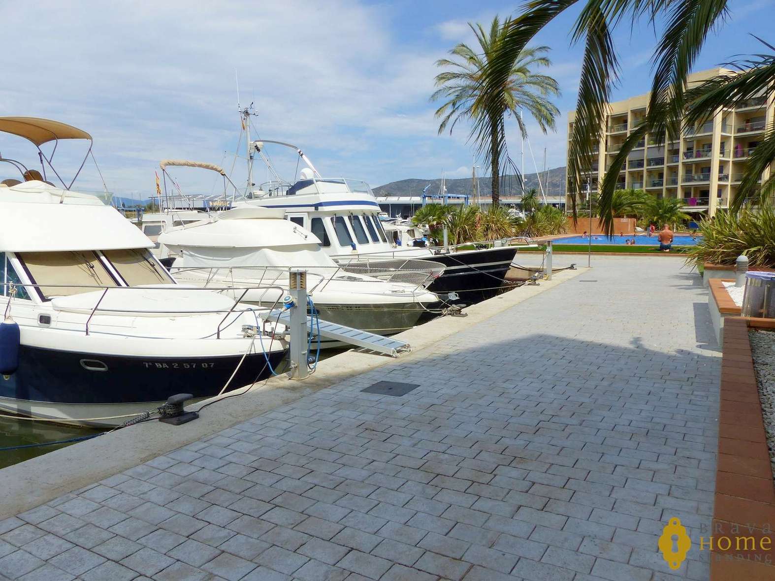Beautiful ground floor apartment with pool  in Rosas - Santa Margarita