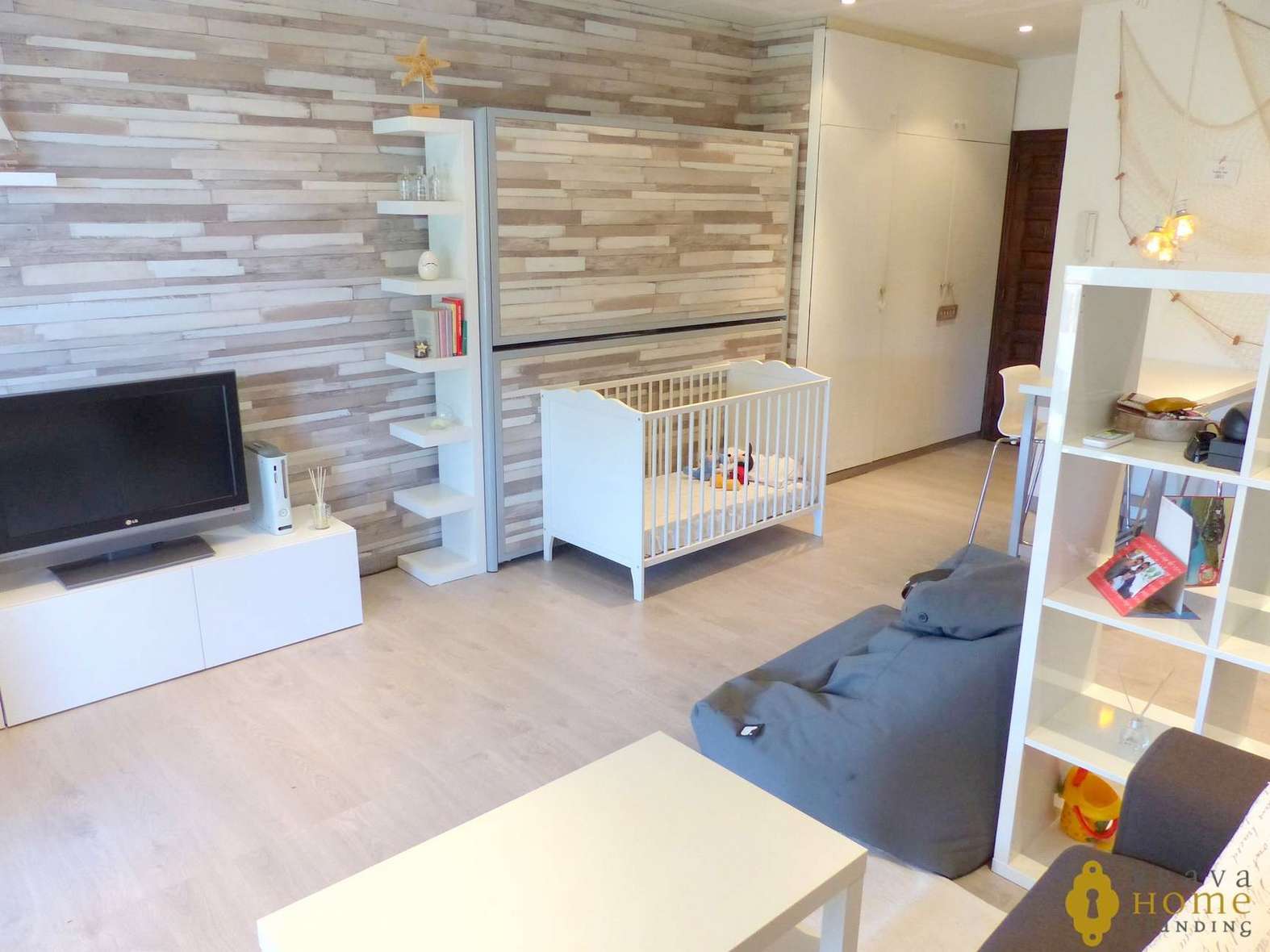 Beau studio avec terrasse, en vente à 300m de la plage de Rosas - Santa Margarita