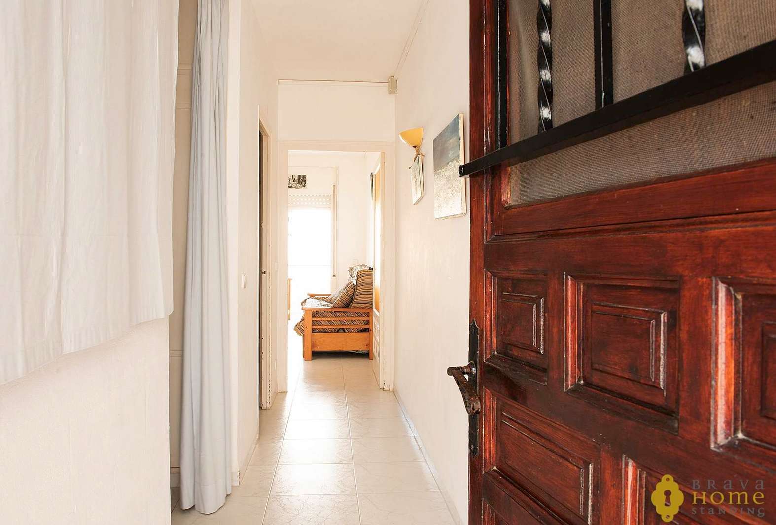 Precioso apartamento con vistas al mar, en venta en Rosas - Santa Margarita