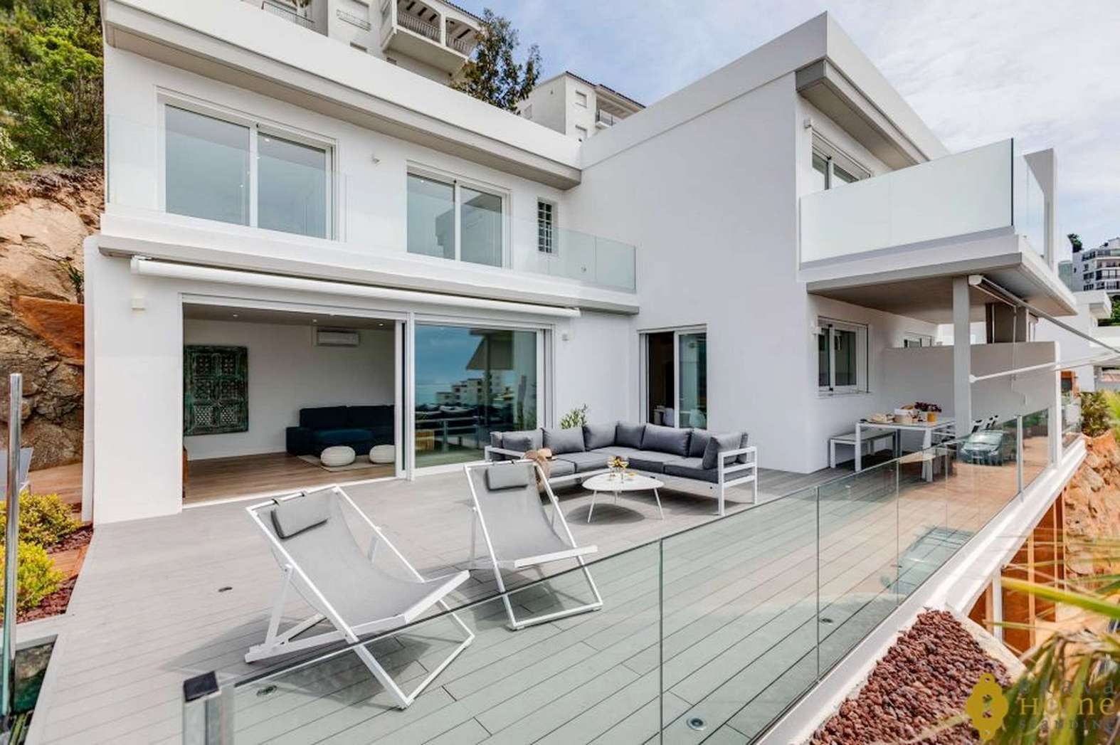 Maison neuve avec vue mer exceptionnelle, proche du centre ville de Rosas, en vente