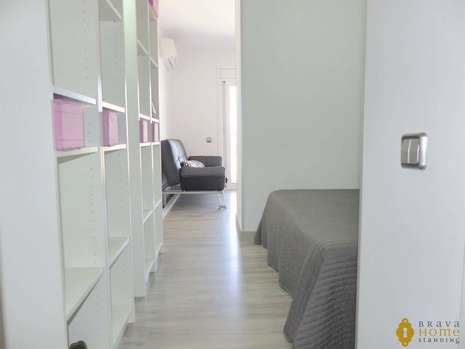Magnifico estudio cabina cerca de la playa, en venta en Empuriabrava