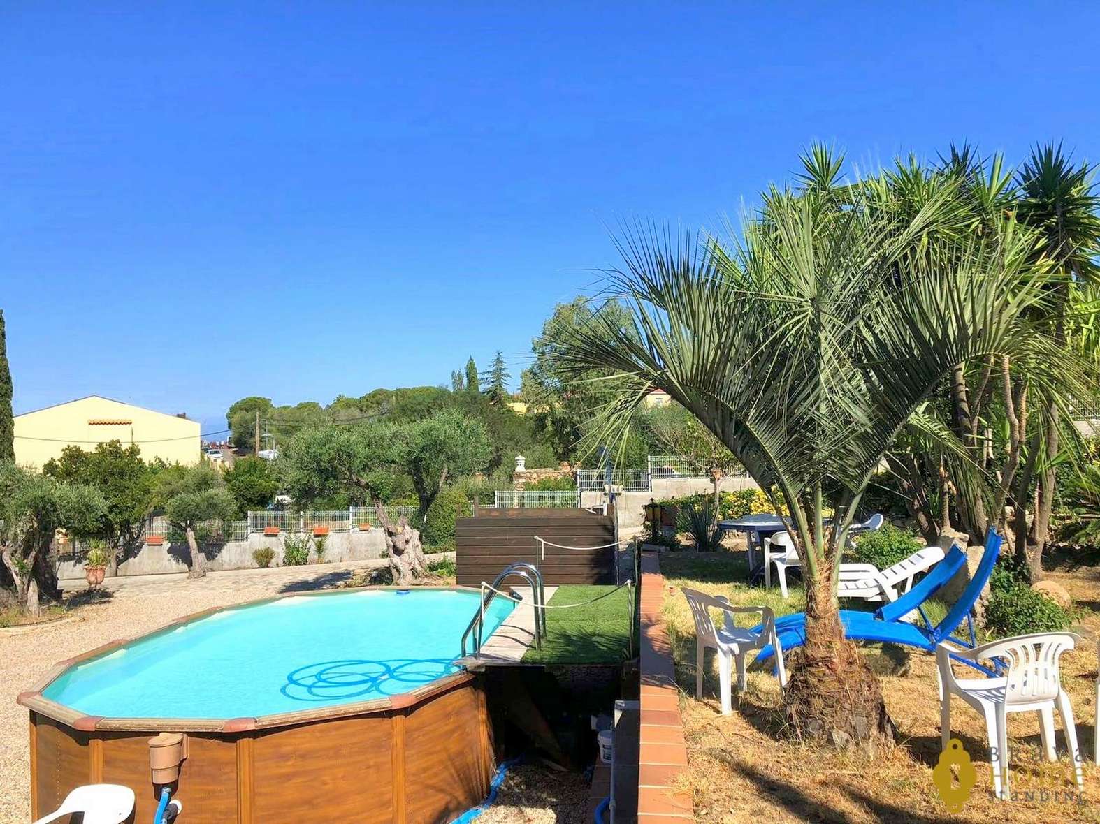 Beautiful villa with views over the Bay of Roses,  for sale in Palau Saverdera