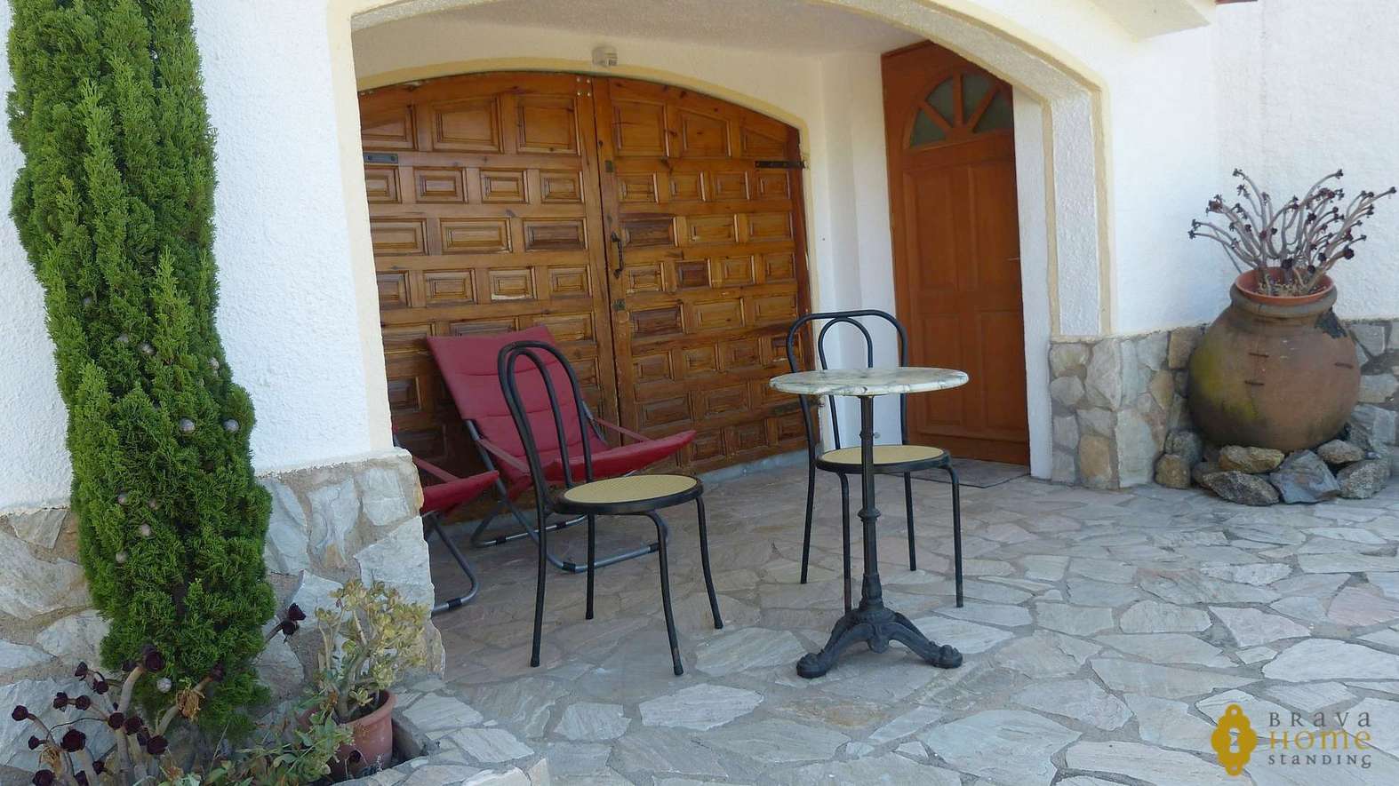 Beautiful villa with views over the Bay of Roses,  for sale in Palau Saverdera