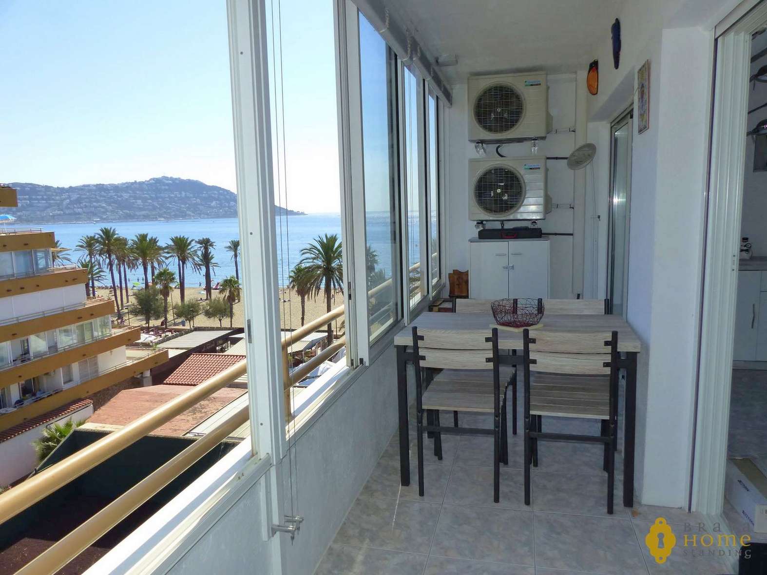 Esplèndid apartament reformat amb vistes al mar, en venda a Santa Margarita