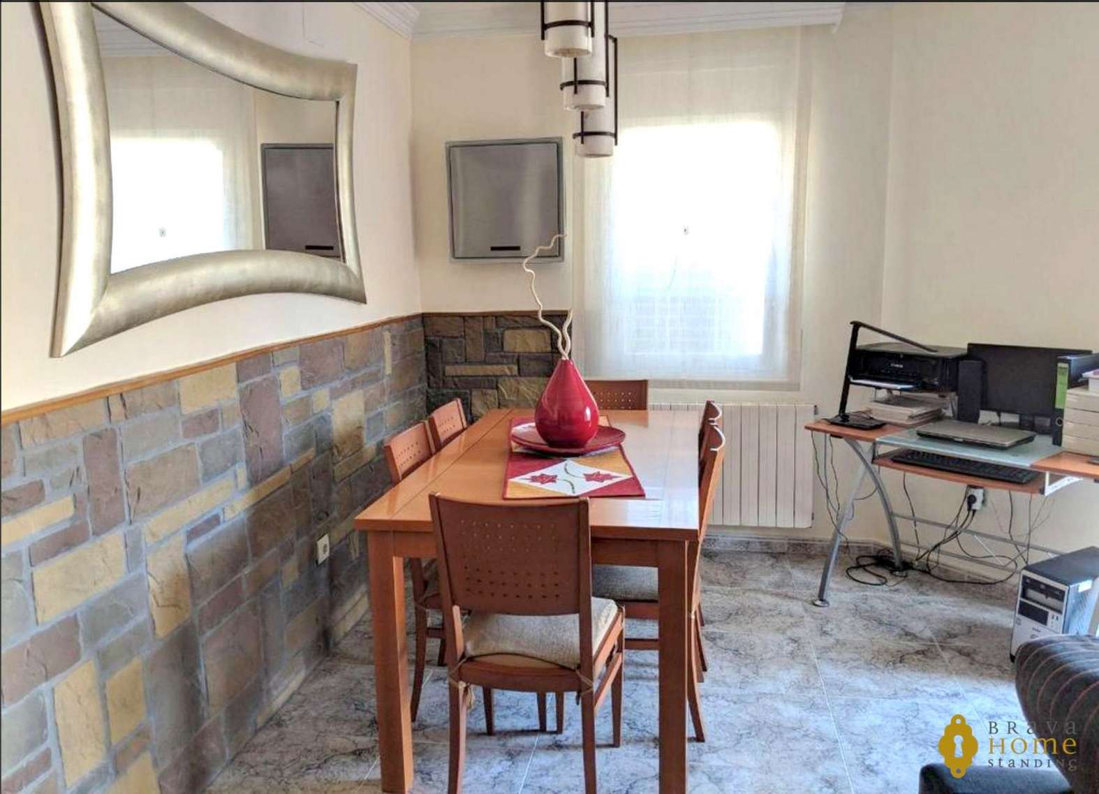 Apartament a Roses centre a 100 m de la platja