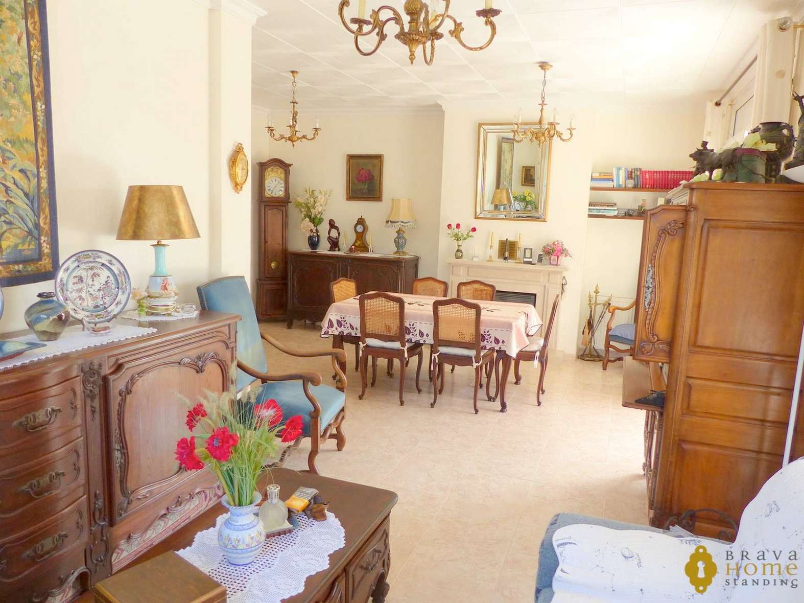 Belle maison avec piscine en vente à Empuriabrava