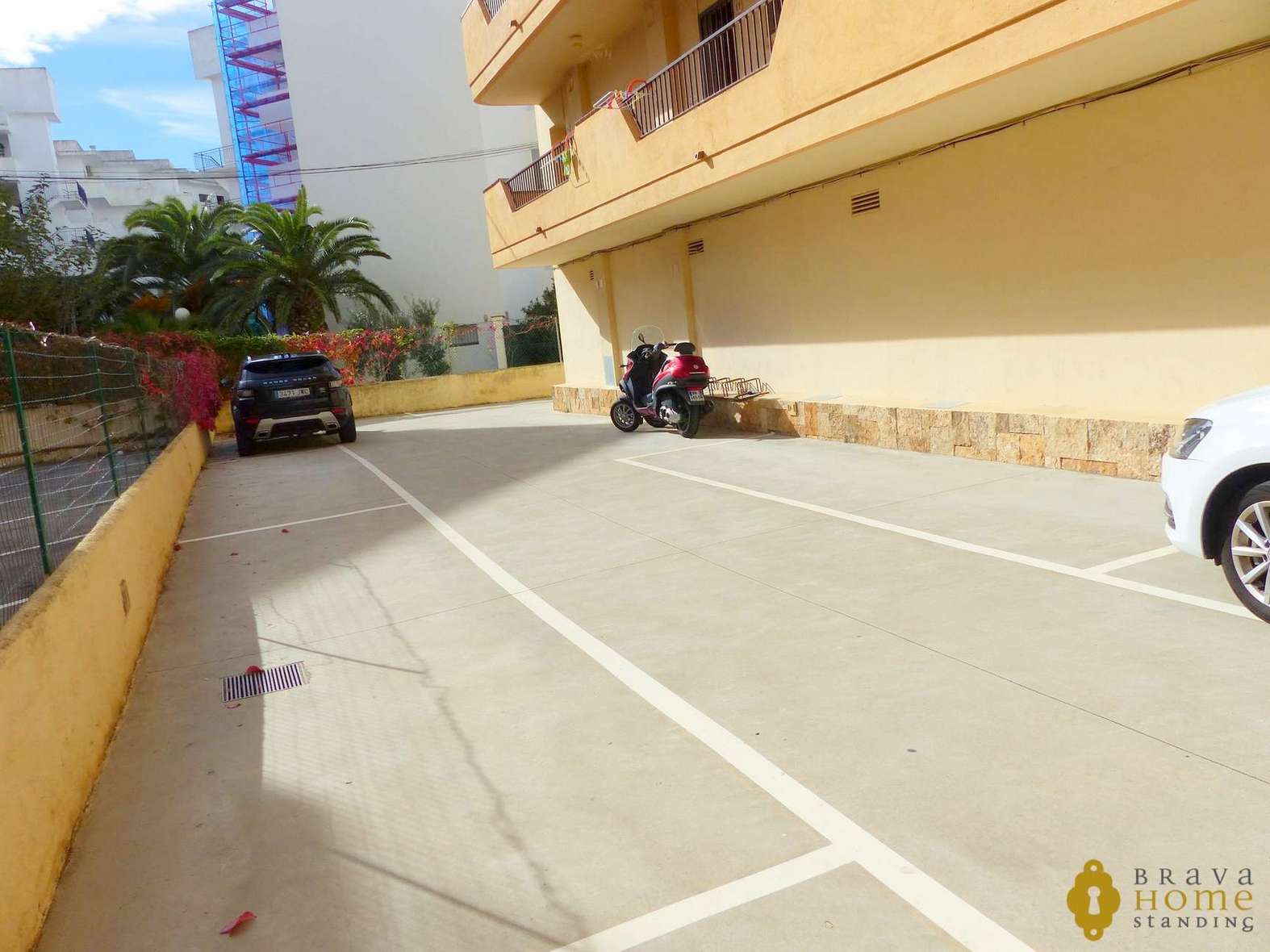 Beautiful apartment close to the beach for sale in Rosas - Santa Margarita