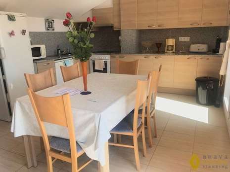 Superbe Duplex dans le centre de Rosas en vente.