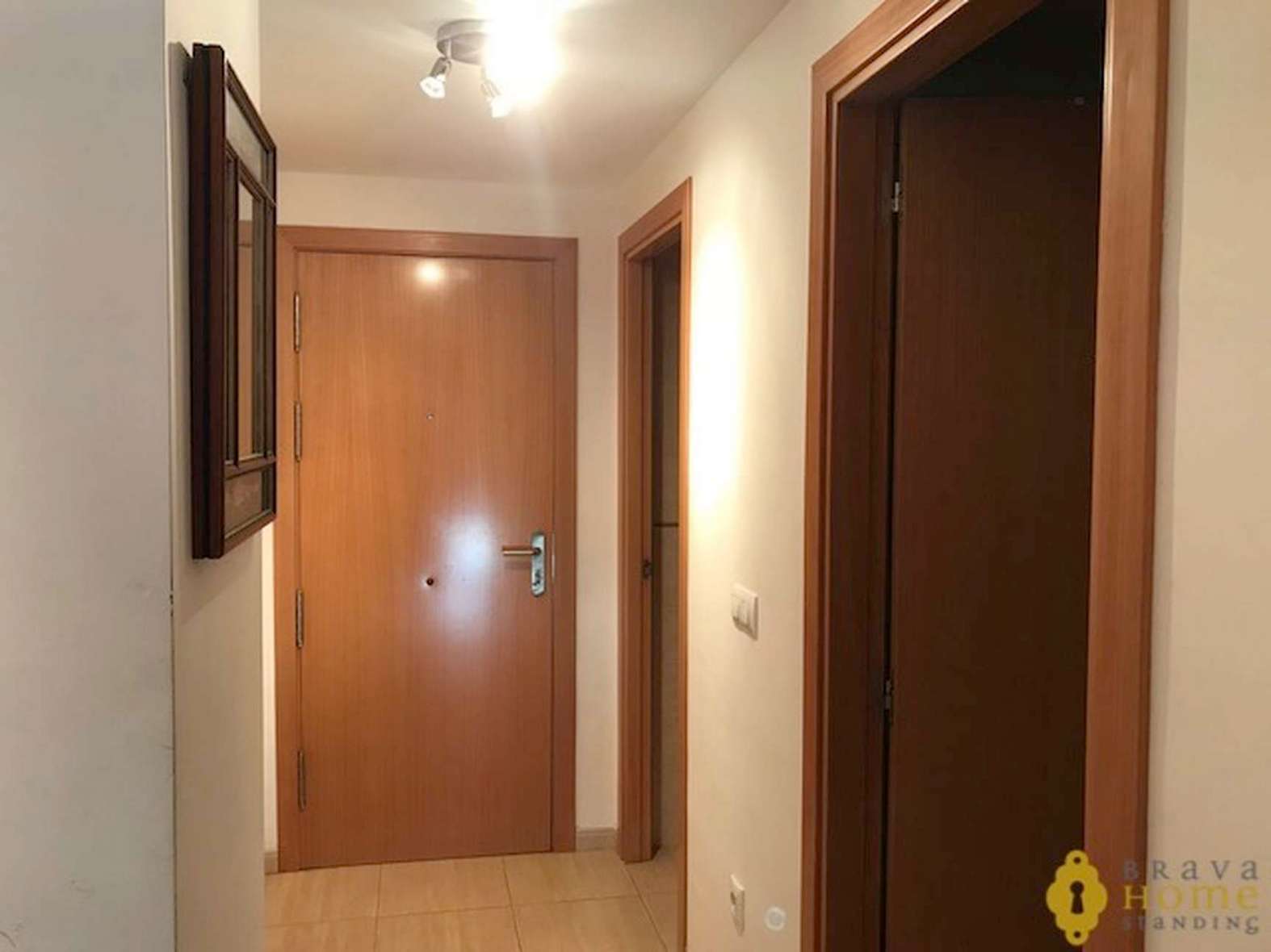 Magnífico dúplex en el centro de rosas en venta.