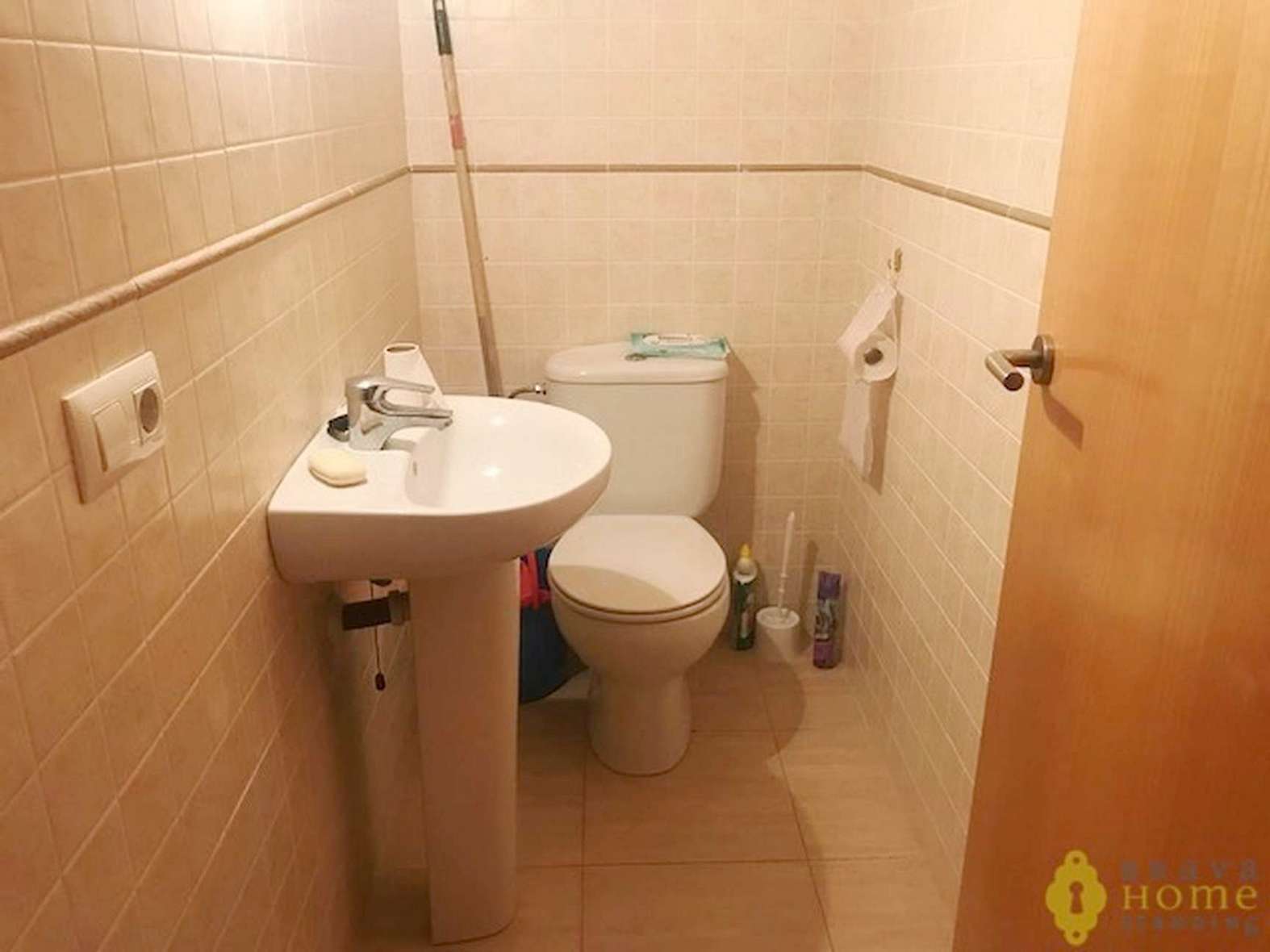 Magnífico dúplex en el centro de rosas en venta.