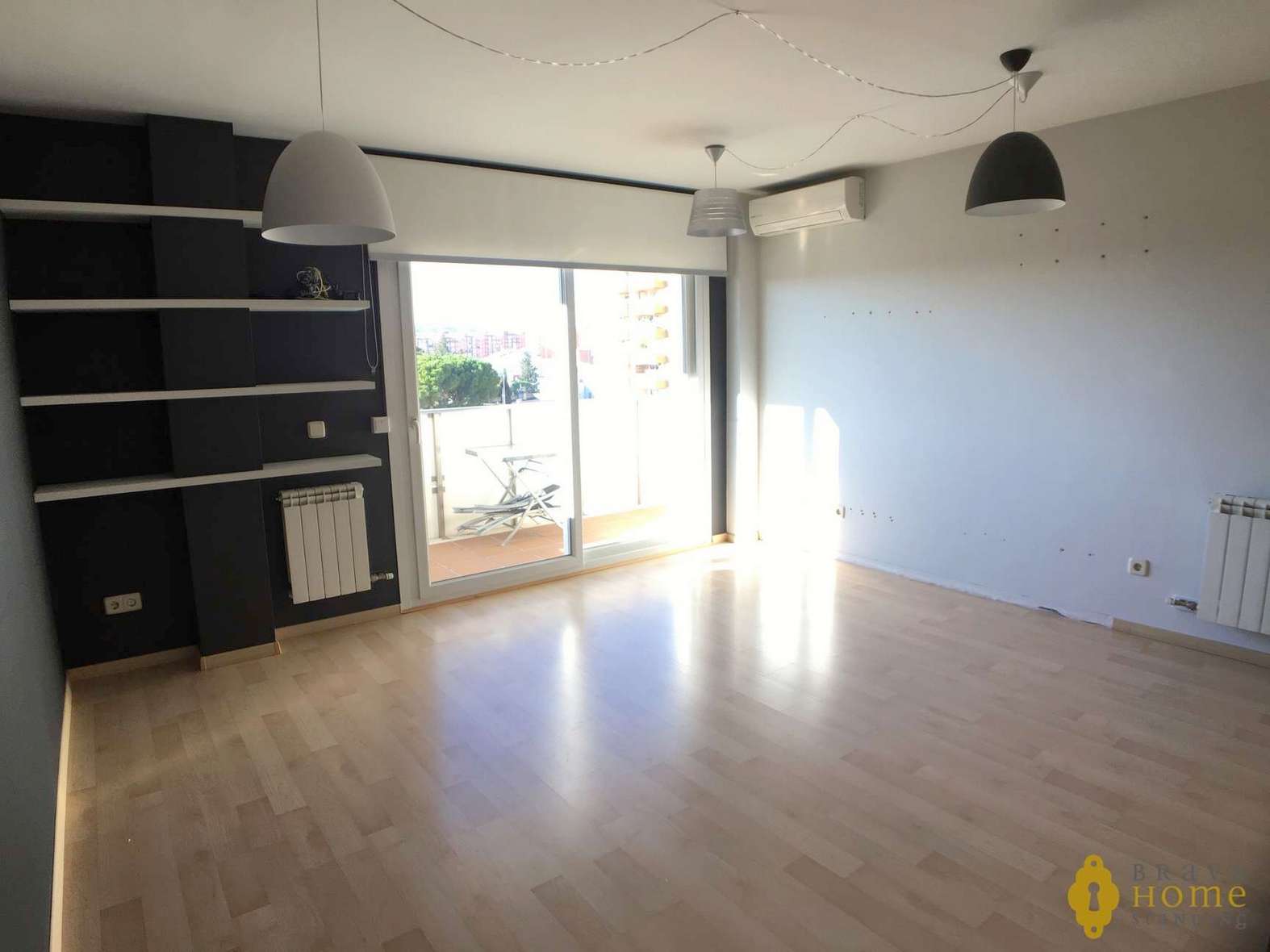 Precioso apartamento moderno en el centro de Figueras