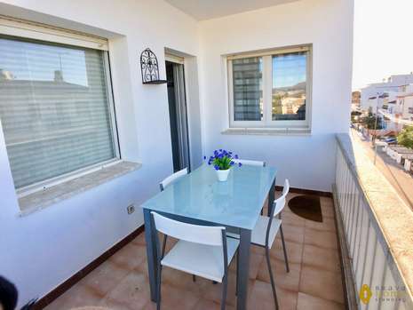 Très bel appartement avec superbe vue sur le canal à vendre à Empuriabrava