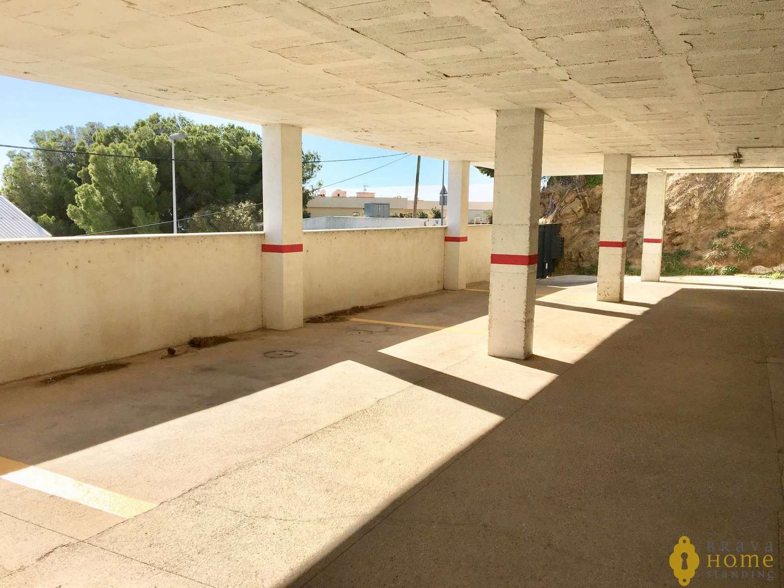 Superbe appartement avec vue mer et parking en vente à Rosas - Canyelles