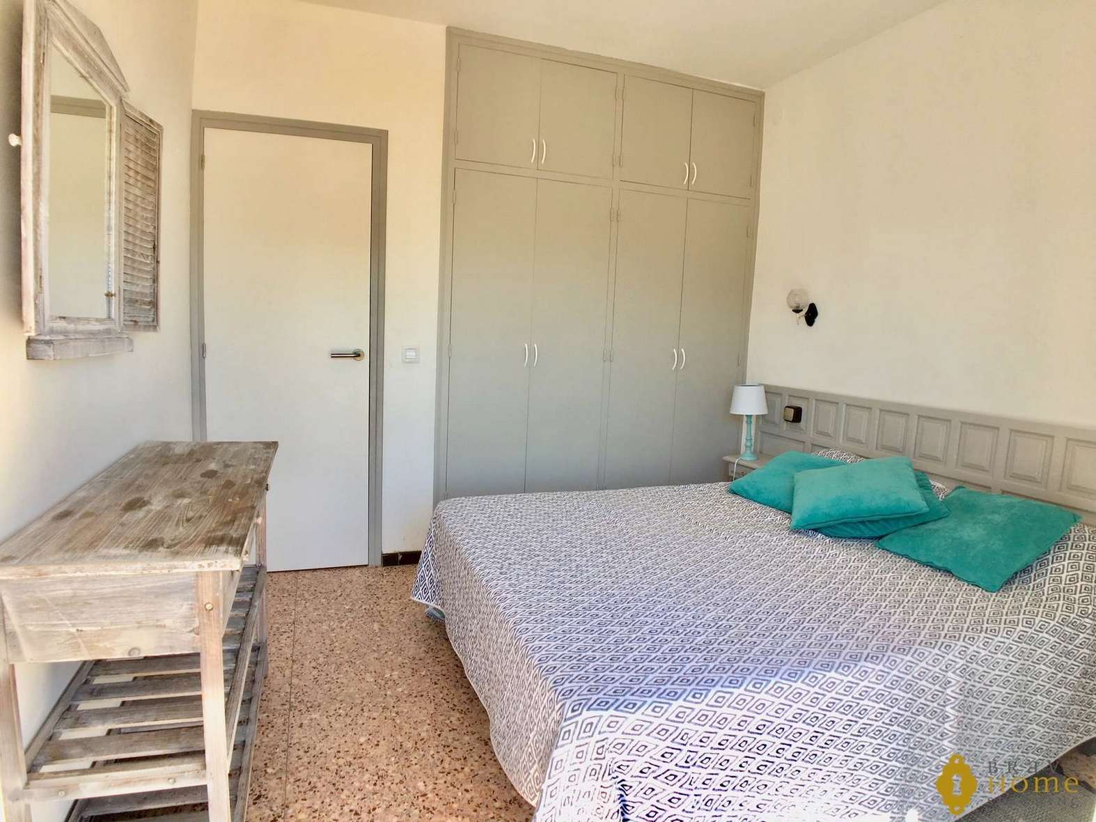Precioso apartamento con vistas al mar y garaje en venta en Rosas - Canyelles