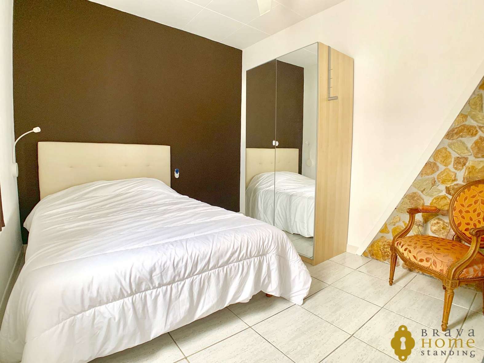 Bonica casa totalment reformada amb piscina en venda a Empuriabrava