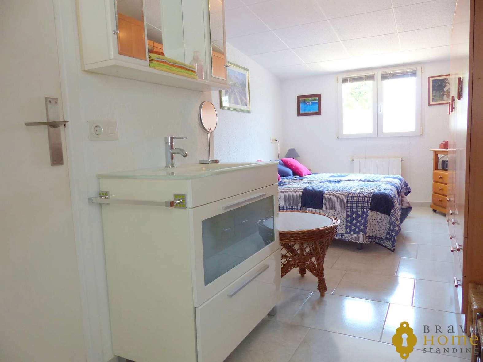 Luxury villa with Pool on a wide canal for sale in Empuriabrava