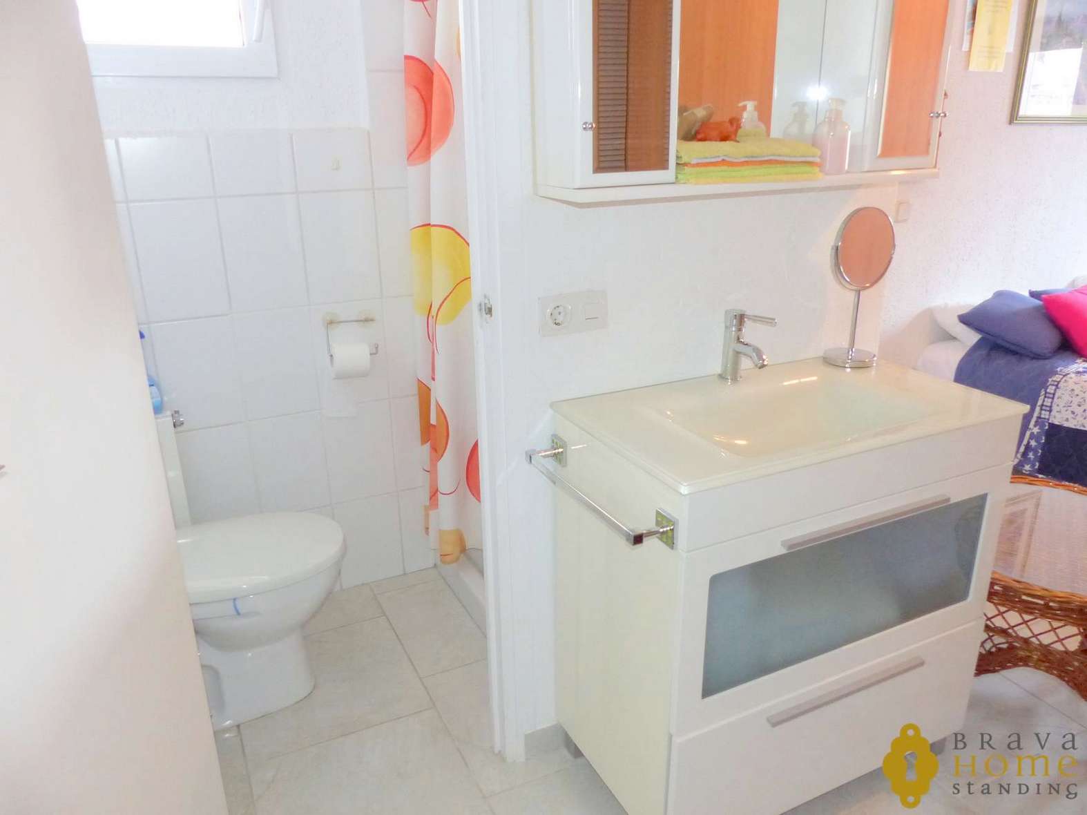Luxury villa with Pool on a wide canal for sale in Empuriabrava
