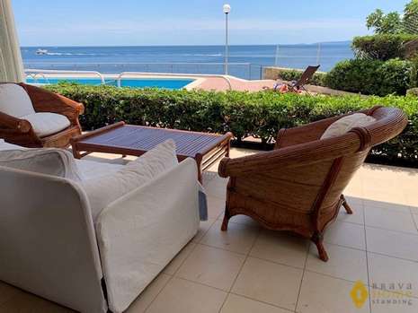 House with 4 bedrooms, pool and close to the beach