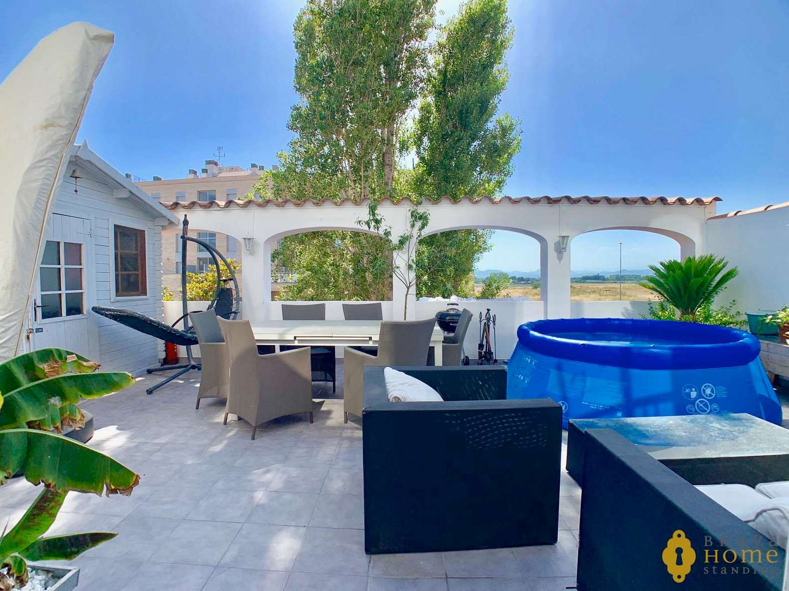 Beautiful renovated apartment with terrace of 70 m2 for sale in Empuriabrava