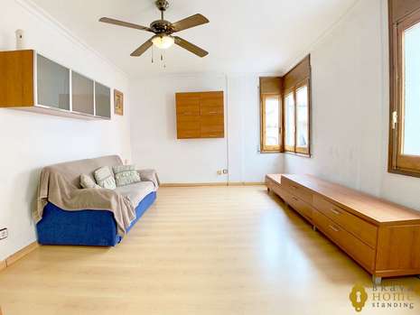 Spacious apartment for sale in the center of Rosas