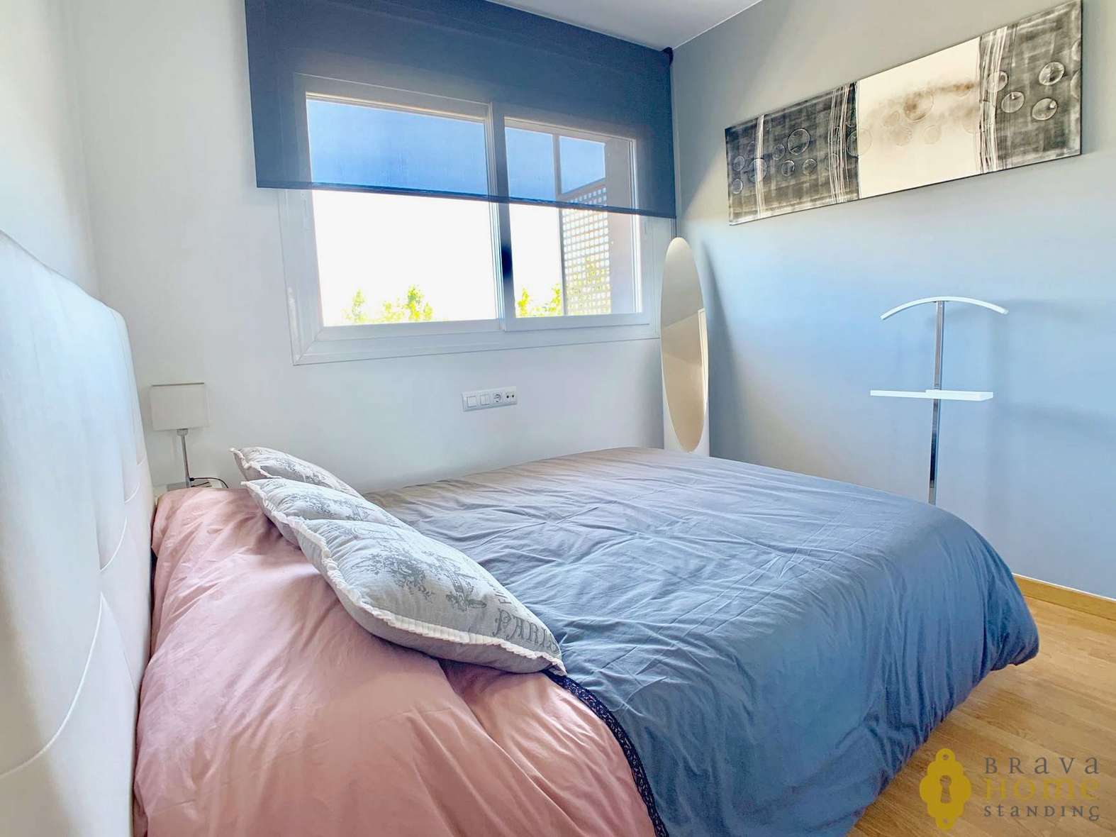 SUPERBE APPARTEMENT MODERNE AVEC PISCINE EN VENTE A EMPURIABRAVA