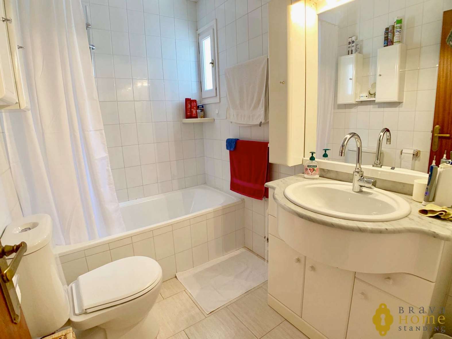 Hermoso chalet de una sola planta con vistas al mar en venta en Palau Saverdera 