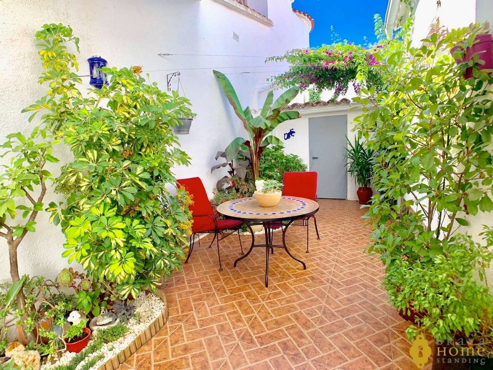 Bonita casa en venta en Empuriabrava