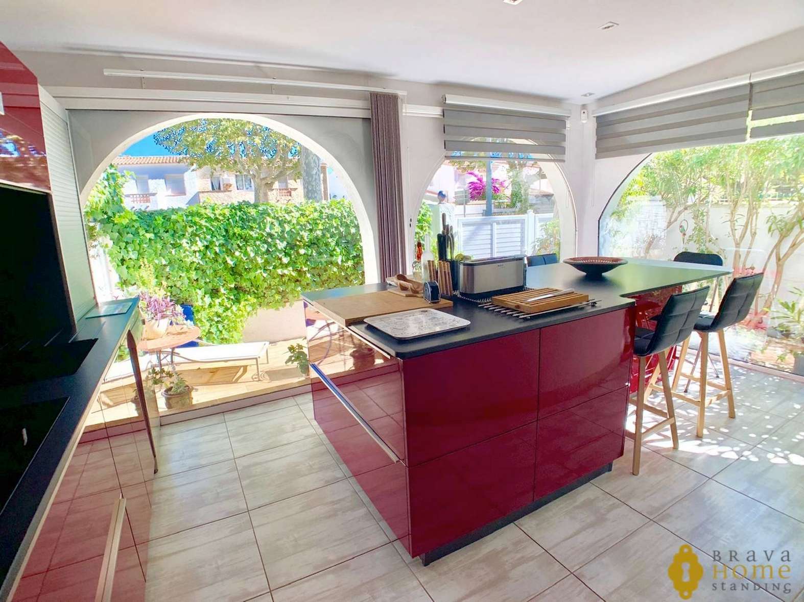 Bonita casa en venta en Empuriabrava