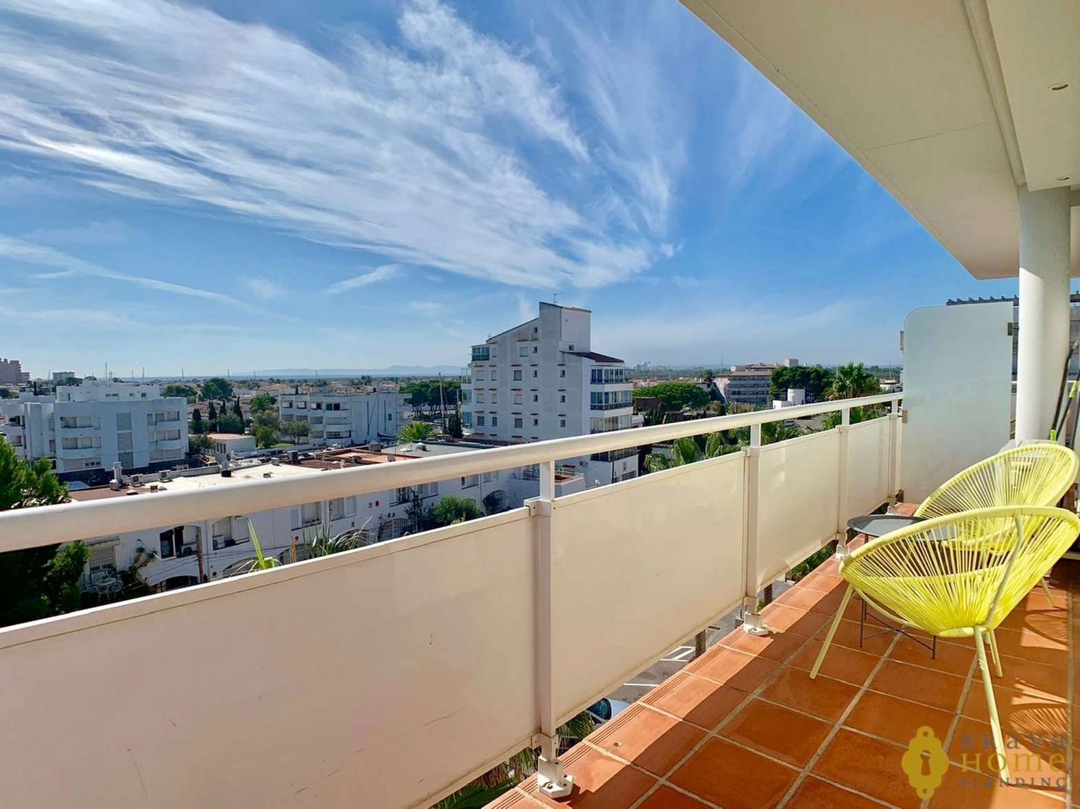 Superbe appartement atico avec vue mer ou montagne, terrasse, jacuzzi, et piscine, en vente à Rosas 