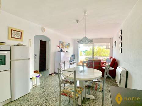 Apartment close to the beach for sale in Empuriabrava