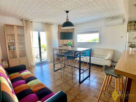Bel appartement avec terrasse 45m2 et amarre en vente à Empuriabrava