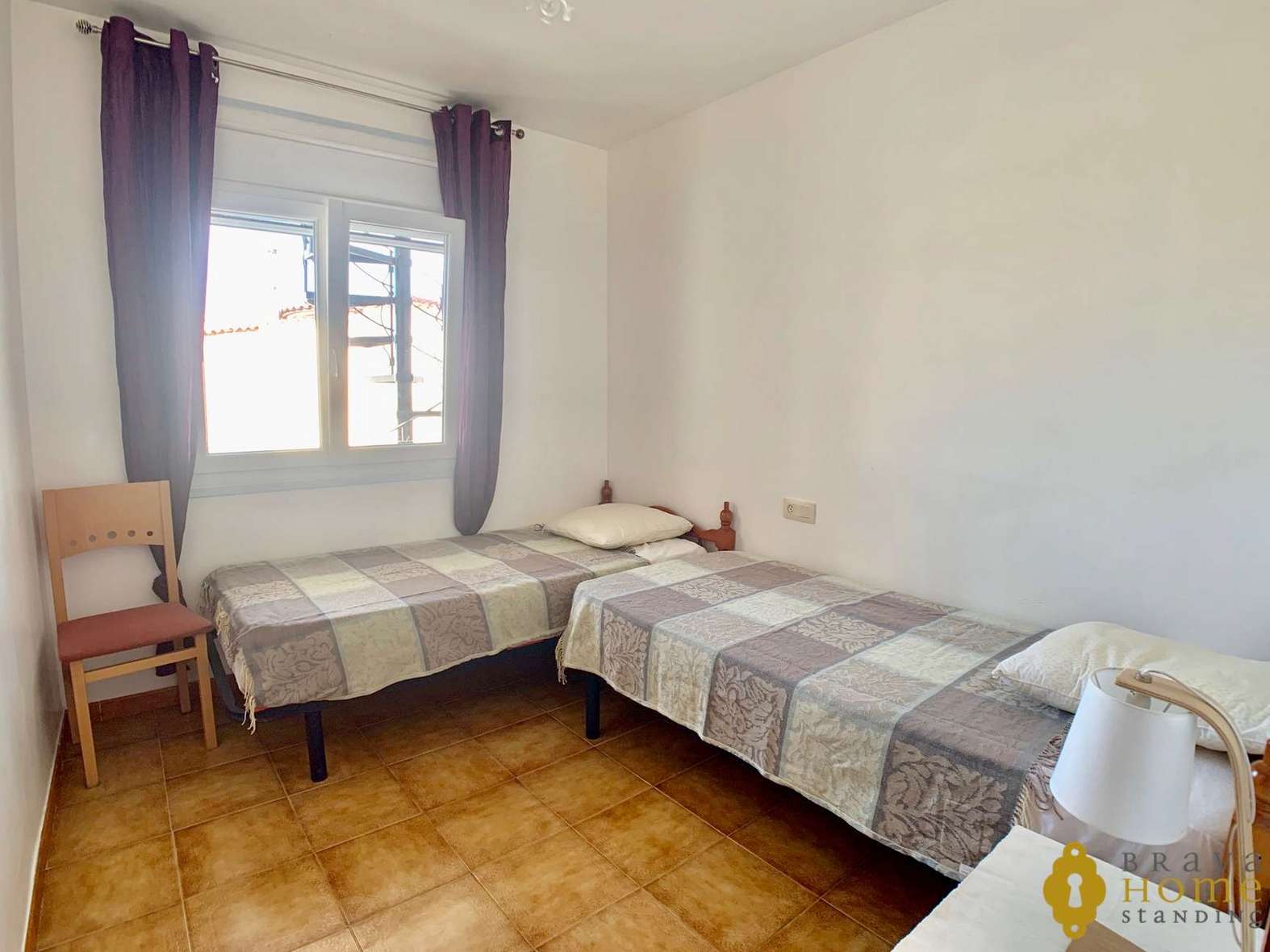 Beautiful apartment with 45m2 terrace and mooring for sale in Empuriabrava