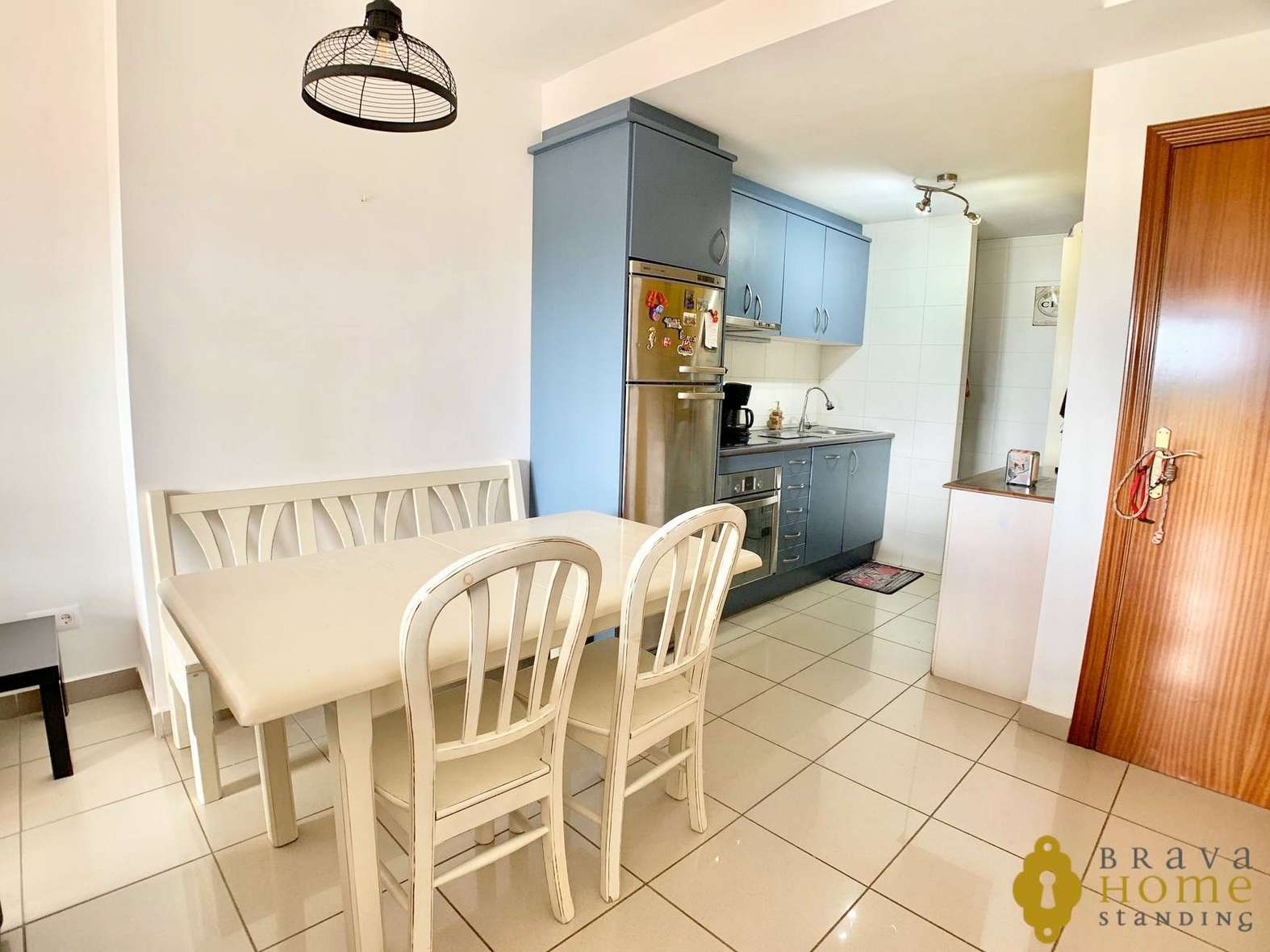 NICE 2 BEDROOM APARTMENT WITH POOL FOR SALE IN EMPURIABRAVA