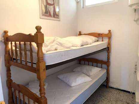 Sea view apartment near the center of Rosas for sale