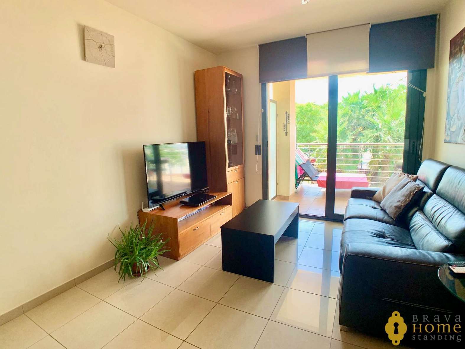 Espléndido apartamento en 1ª línea de mar con piscina en venta en Rosas - Salatar