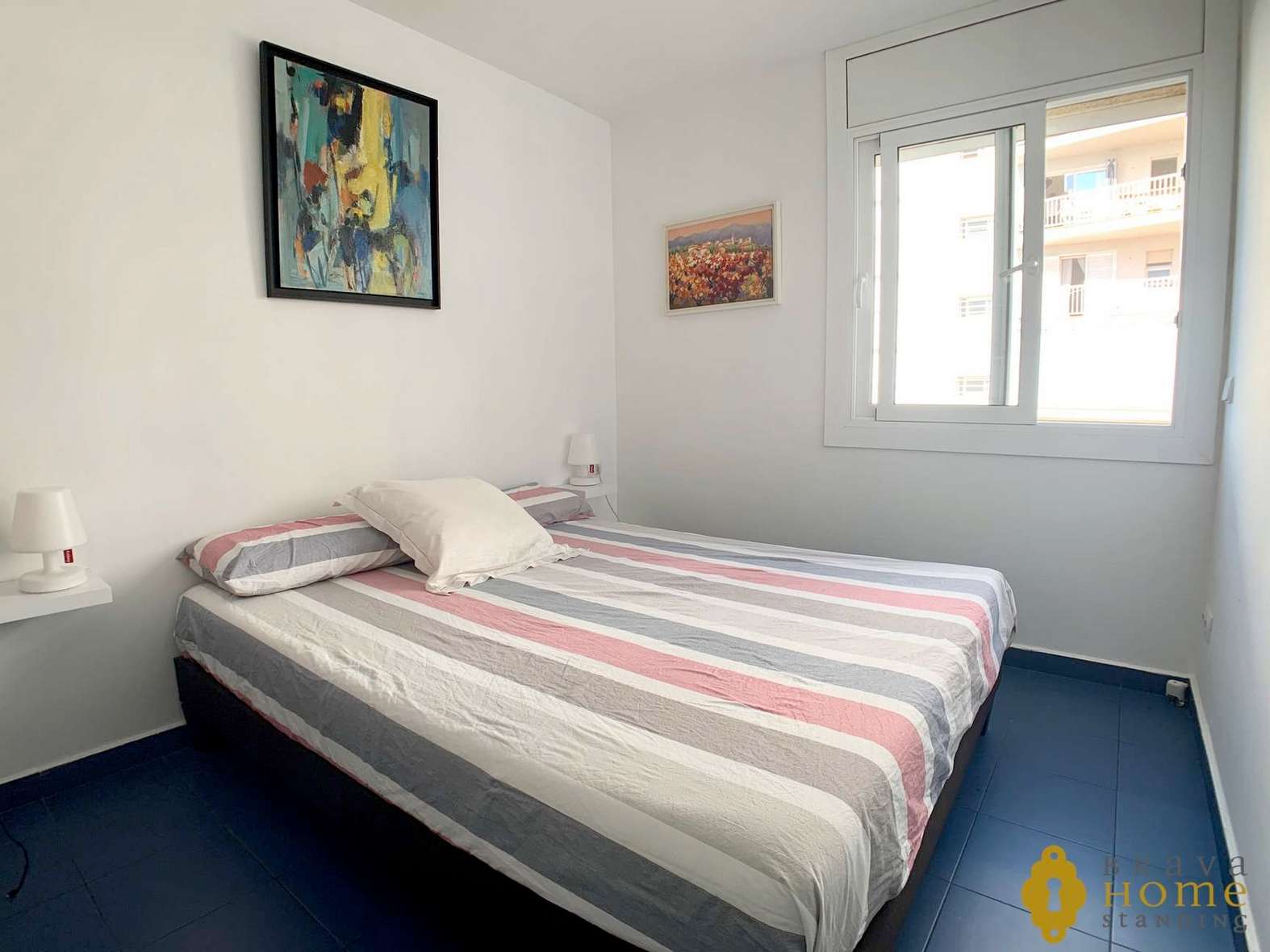 Magnífic àtic a 1era línia de mar amb piscina en venda a Roses
