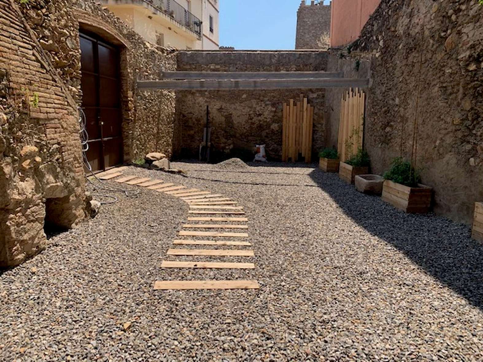 Gran casa Adosado reformado en el centro de Palau Saverdera