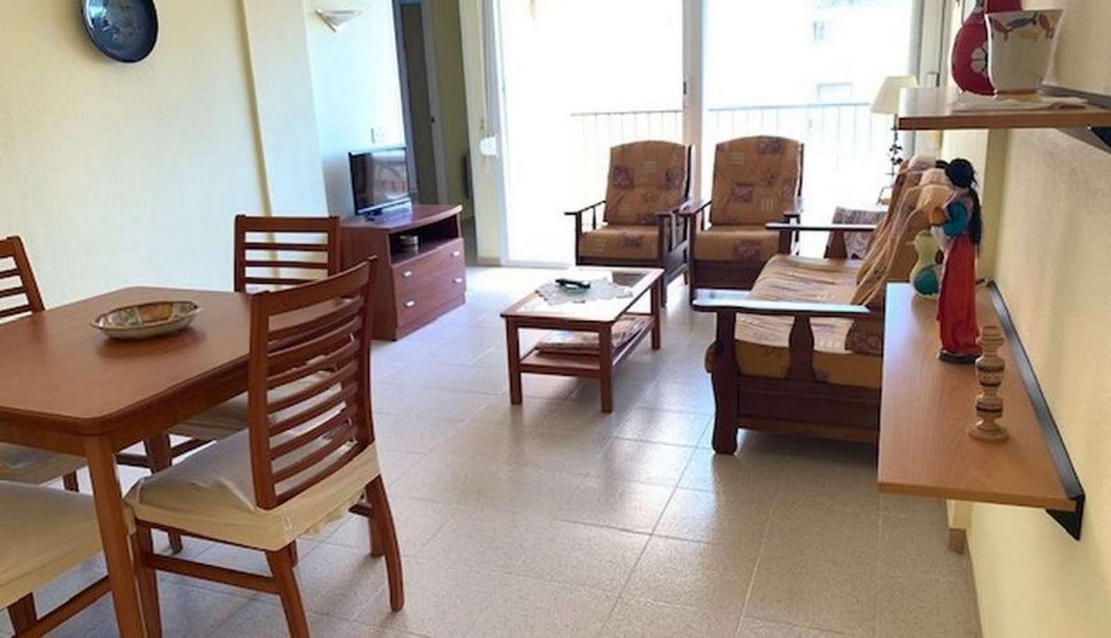 Beautiful 2 bedroom apartment with parking and pool, for sale in Santa Margarita