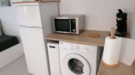 Beautiful Renovated Studio View Canal Santa Margarita, Roses, Costa Brava