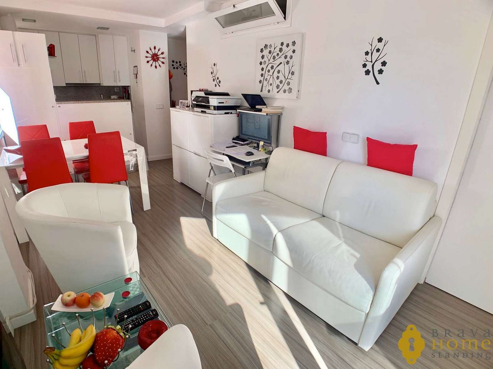 Precioso apartamento cerca de la playa en venta en Empuriabrava