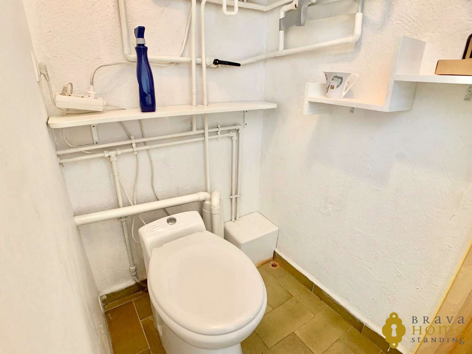 Belle villa avant les ponts avec amarre de 17 x 5m en vente à Empuriabrava