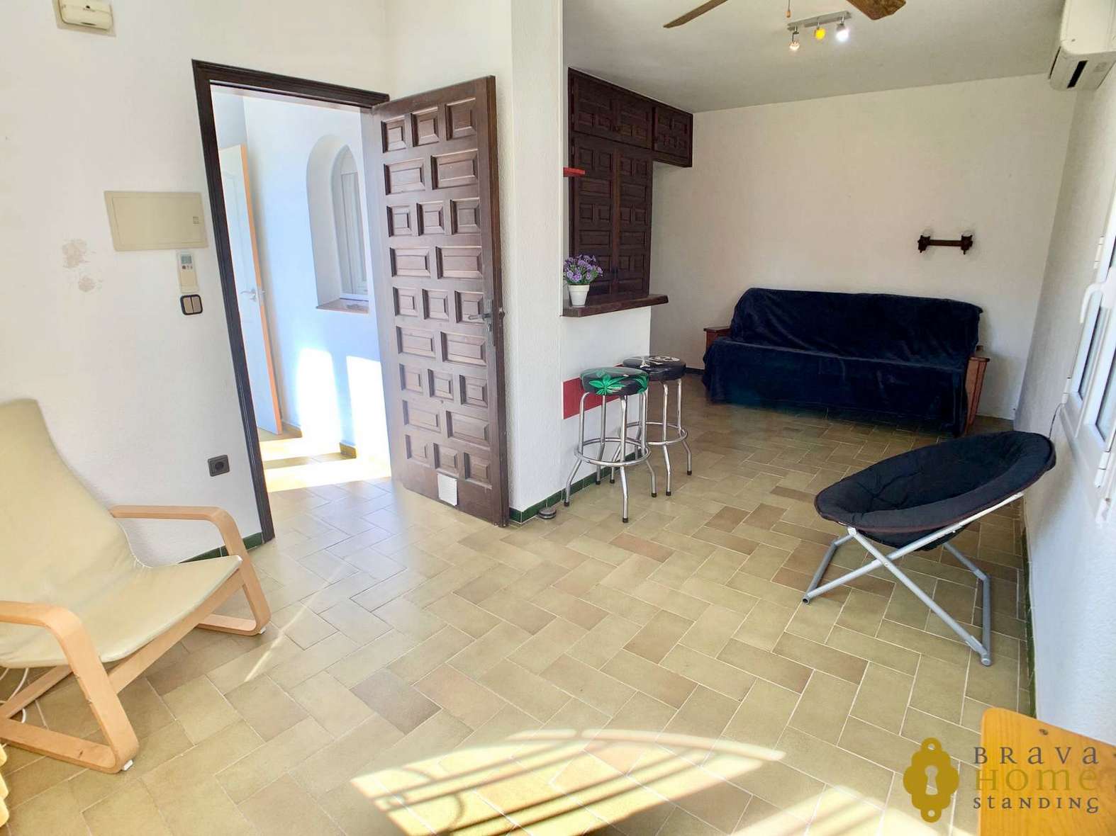 Belle villa avant les ponts avec amarre de 17 x 5m en vente à Empuriabrava