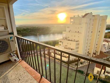 Bonito estudio cerca de la playa en venta en Empuriabrava