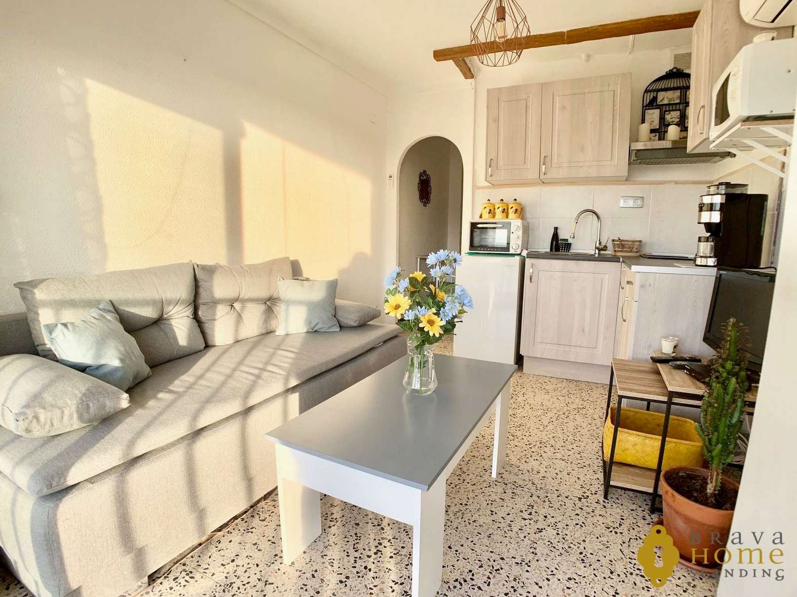 Bonito estudio cerca de la playa en venta en Empuriabrava