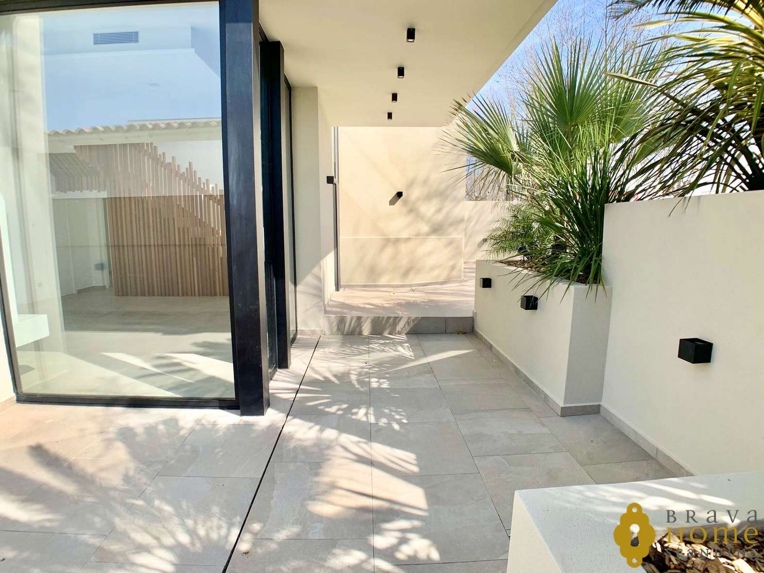 Magnificent newly built house on a wide canal with mooring for sale in Empuriabrava