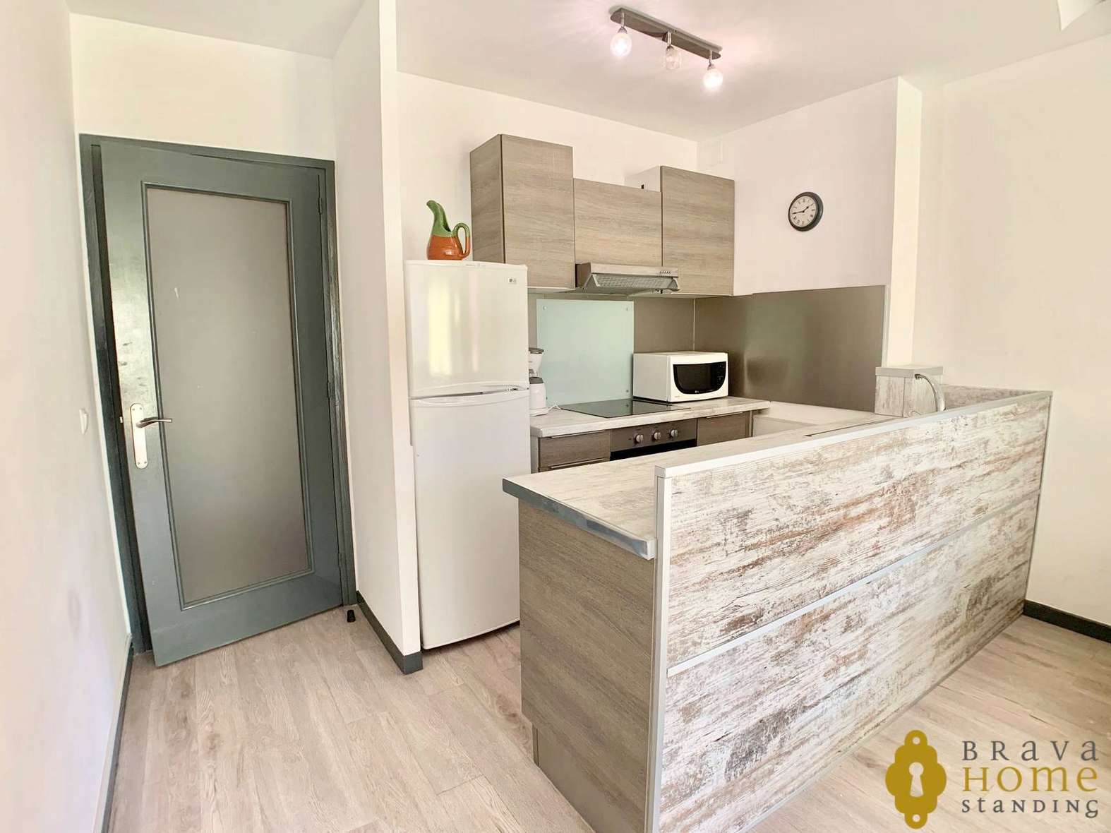 Hermoso apartamento a 200 metros de la playa en venta en Empuriabrava