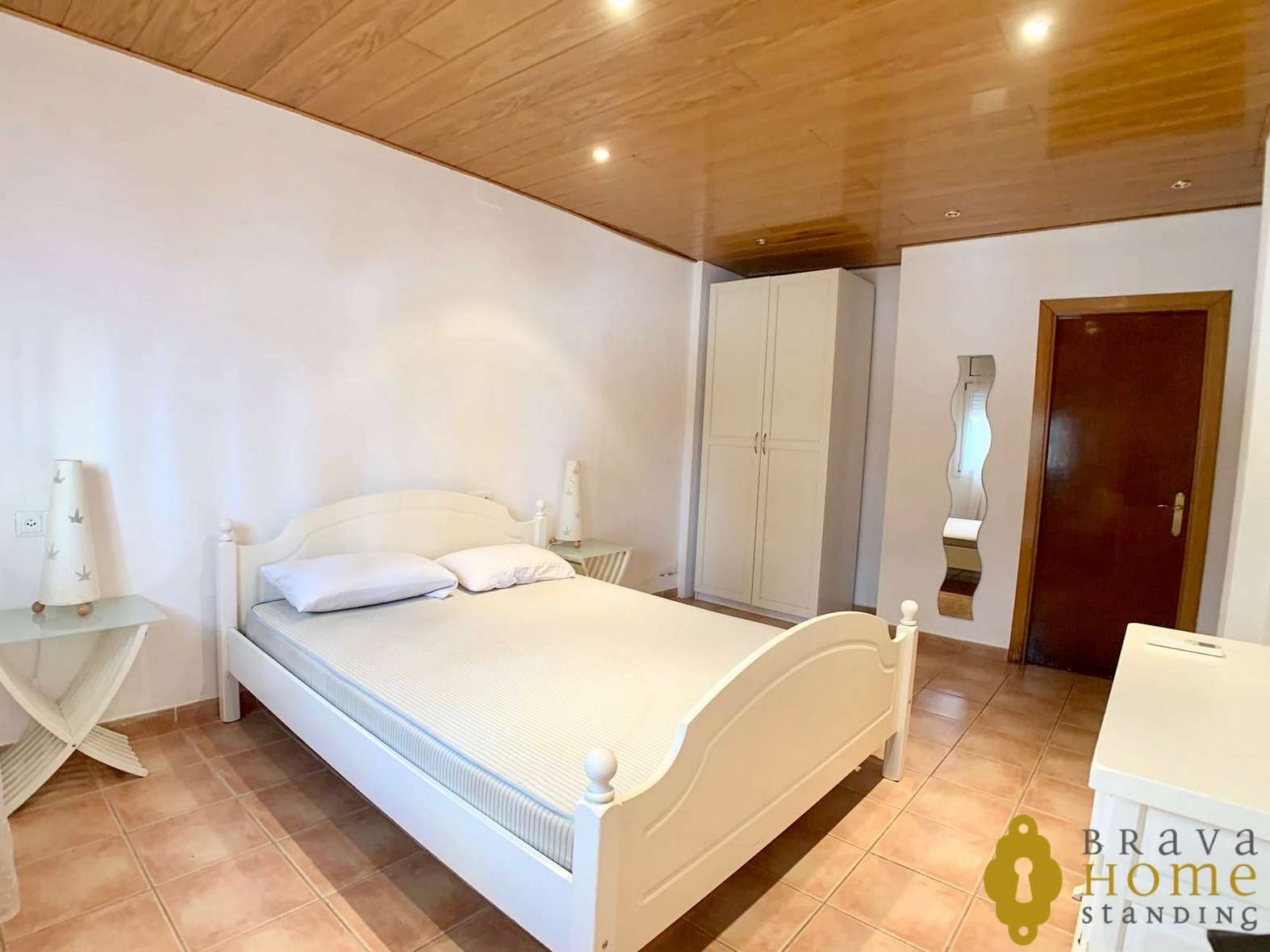 Magnífic apartament amb amarratge per a veler, en venda a Empuriabrava